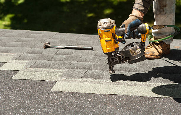 Best Commercial Roof Installation  in Madera, CA